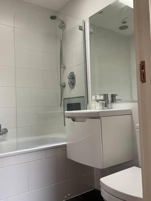 Amazing Apartment Central London Near Tube Station Kültér fotó